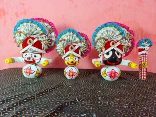 Sweta Laxmi Premium Mukut Set (4 Parts)