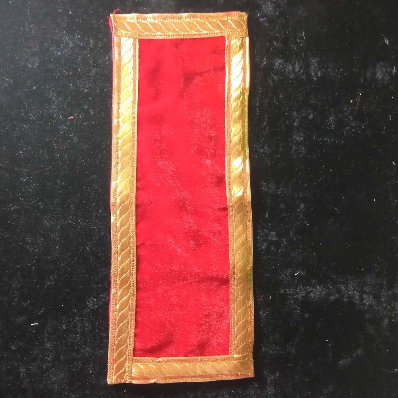 Premium Asan – The Royal Velvet Seat